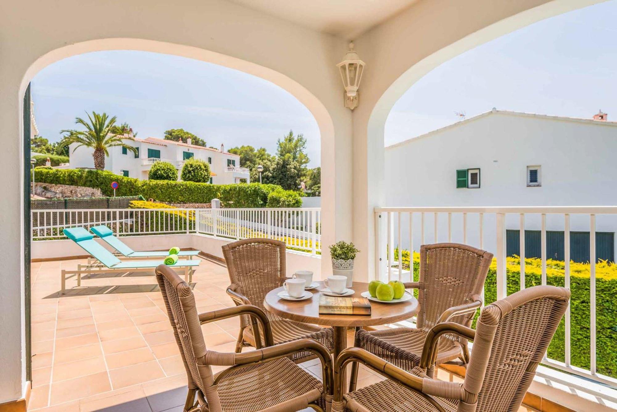Villa Truvi Ferreries Ngoại thất bức ảnh